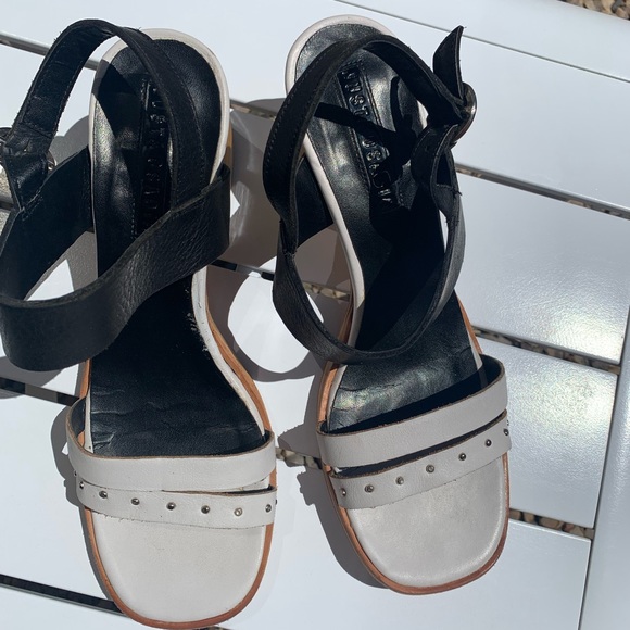 Justa Osadia designer sandals black and white leather size 40 - Picture 11 of 16